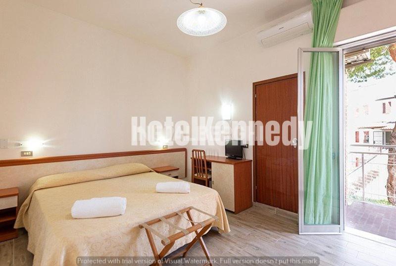 Hotel Kennedy Lido Di Savio Buitenkant foto