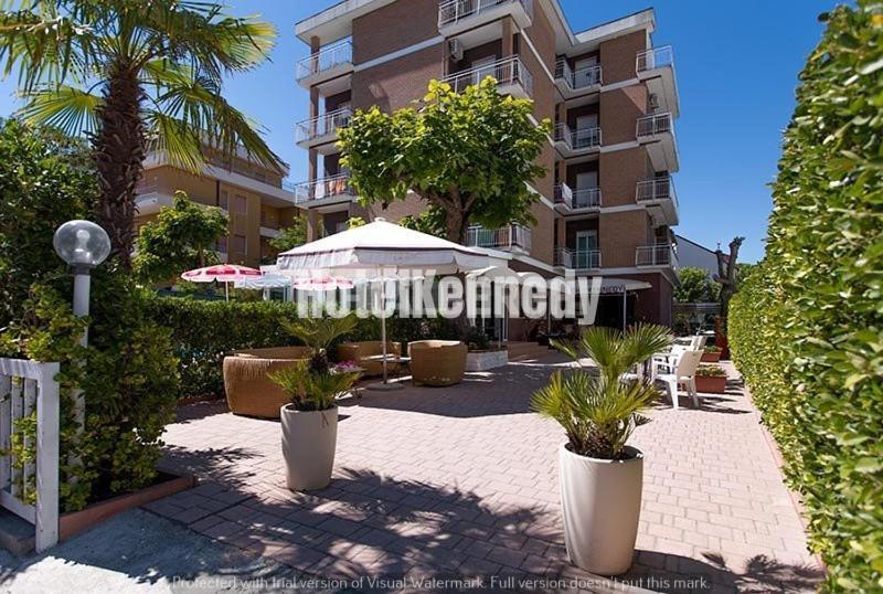 Hotel Kennedy Lido Di Savio Buitenkant foto