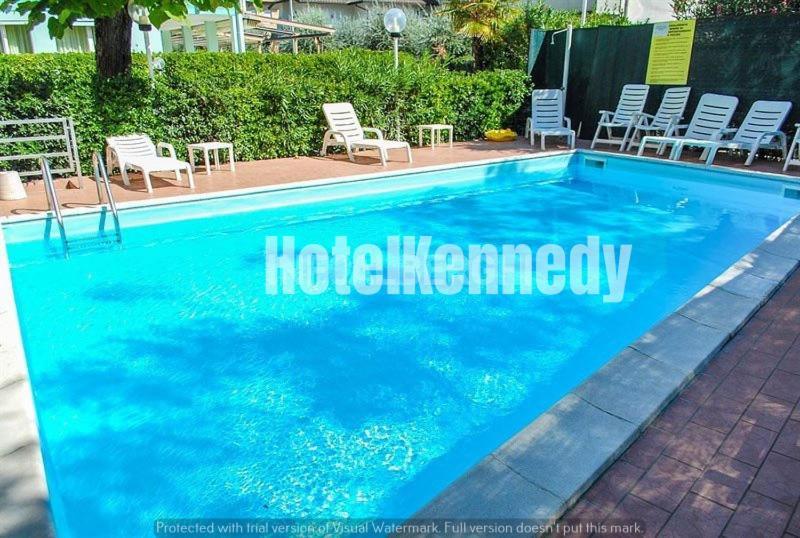 Hotel Kennedy Lido Di Savio Buitenkant foto